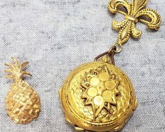 Vintage 4photo Spring Loaded Locket Pin and Pineapple Pendant