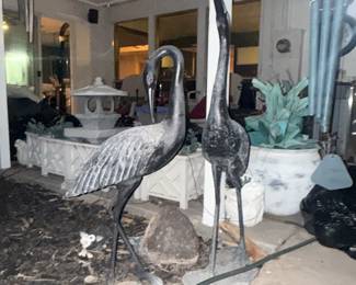 Outdoor cranes