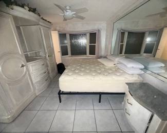 Bedroom set 