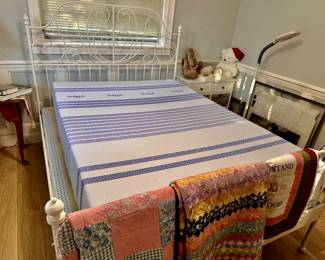 Queen size Metal Headboard and Frame
Mattress
Quilts
