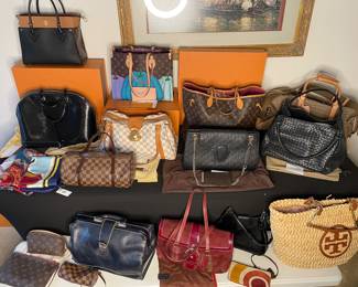 Luxury & Designer handbags 
