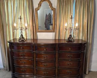 Bernhardt 12 drawer dresser