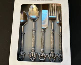 Wallace Bethany 20 piece set