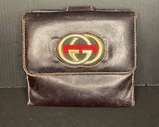 Gucci bi-fold wallet 