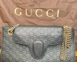 Gucci Guccissima Emily chain shoulder bag black leather 