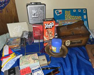 Games - Puzzles - Shoe Shine Box