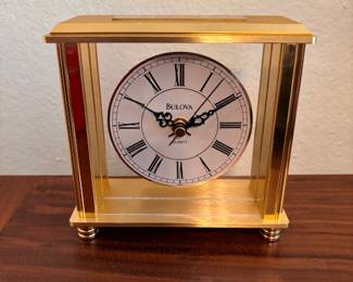 Bulova gold clock (Gold Coast)