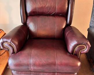 Maroon recliner 