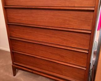 Lane 5 drawer wooden dresser MCM