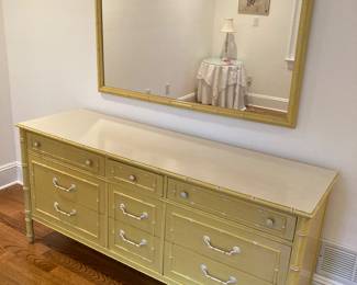 DRESSER & MIRROR