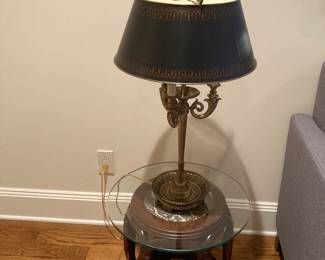 PAIR OF LAMPS & END TABLES