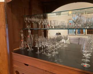 STEMWARE & DECANTERS