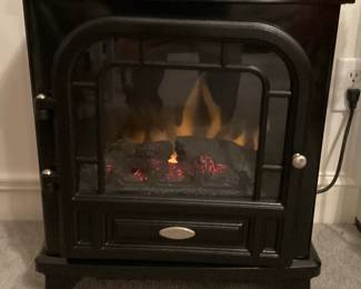 Fire Place Space Heater with Dynamic Flames