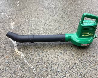 Leaf Blower