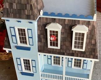 Large Doll House
