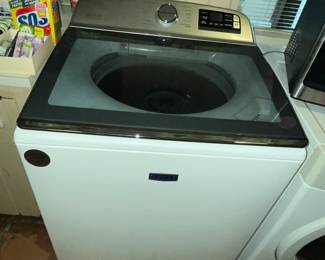 Great MAYTAG glass top washer