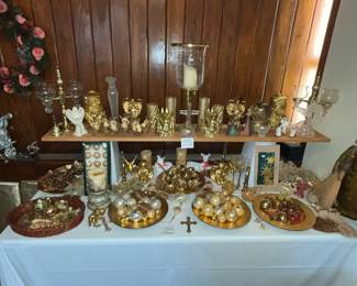 SIMPLY BEAUTIFUL CHRISTMAS ITEMS HERE!