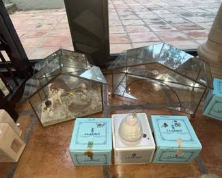 Nice selection of Lladro porcelain collectibles w/ boxes