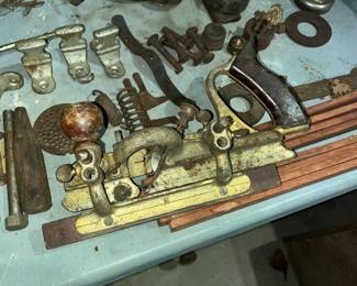 ANTIQUE CRAFTSMAN PLANE