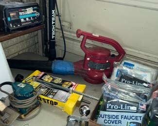 Lots of stuff out here!