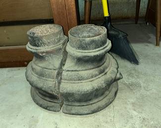 PAIR OF CAST IRON BASES TO SOMETHING - NOT SURE WHAT!!