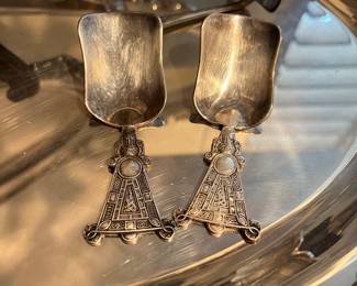 Pair of silver tea caddy spoons made in Ireland w/ Celtic designed handles!