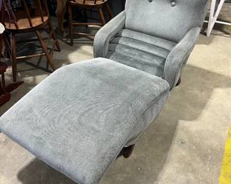 Vintage original recliner - electric