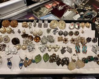 Jewelry / Earrings