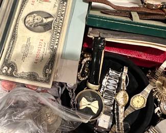 Collectible Banknotes and Men's Watches