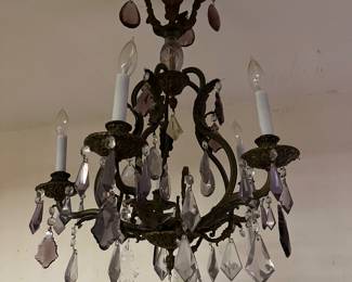 Chandelier 