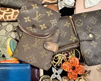 MASSIVE Collection of Designer Items For Sale:
Burberry, Cartier, Chanel, Christian Dior, Dolce and Gabbana, Fendi, Gucci, Hermes, Louis Vuitton, Marc Jacobs, Prada, Stella McCartney, Tiffany, Valentino and so many more!