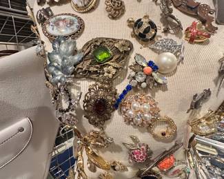 MASSIVE Collection of Designer Items For Sale:
Burberry, Cartier, Chanel, Christian Dior, Dolce and Gabbana, Fendi, Gucci, Hermes, Louis Vuitton, Marc Jacobs, Prada, Stella McCartney, Tiffany, Valentino and so many more!