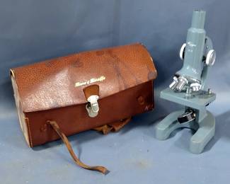 Sans & Streiffe 800X Microscope With Carrying Case