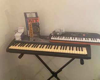 Dueling Keyboards Yamaha Wins