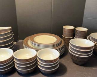 01 PYREX Set Of Dishes And More