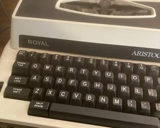 Royal I Aristocrat Electric Typewriter