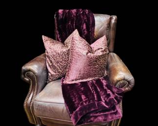 Pair of leather recliners