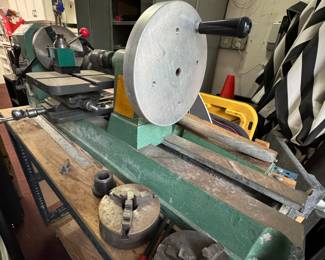 Metal lathe