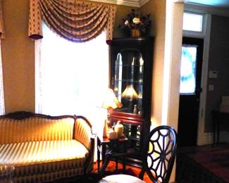 Corner curio cabinet