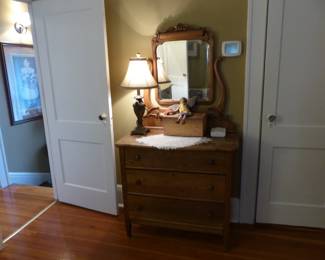 Oak dresser with mirror, lamp
