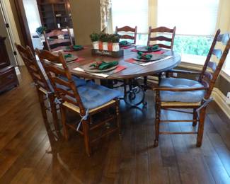 Kitchen table with 6 ladderback chairs