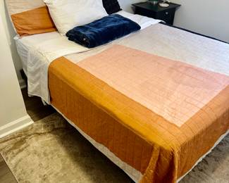Bed with comforter