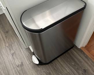 Stainless Steel trashcan 