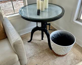 Round side table 