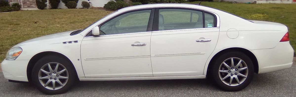 2007 Buick Lucerne 72,652 original miles. $4,500 CASH ONLY. 