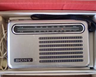 Vintage Sony pocket radio in original box with earphone