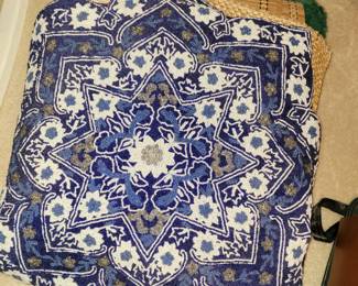 Glass beaded table topper