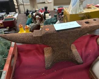 LARGE ANVIL