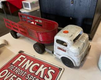 VINTAGE TOY METAL TRUCK