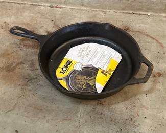 LODGE LADY LIBERTY SKILLET